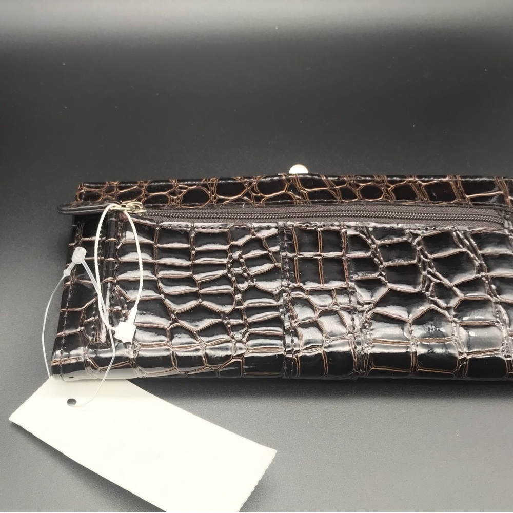 NY & CO BROWN WALLET NWT - Picture 5 of 10